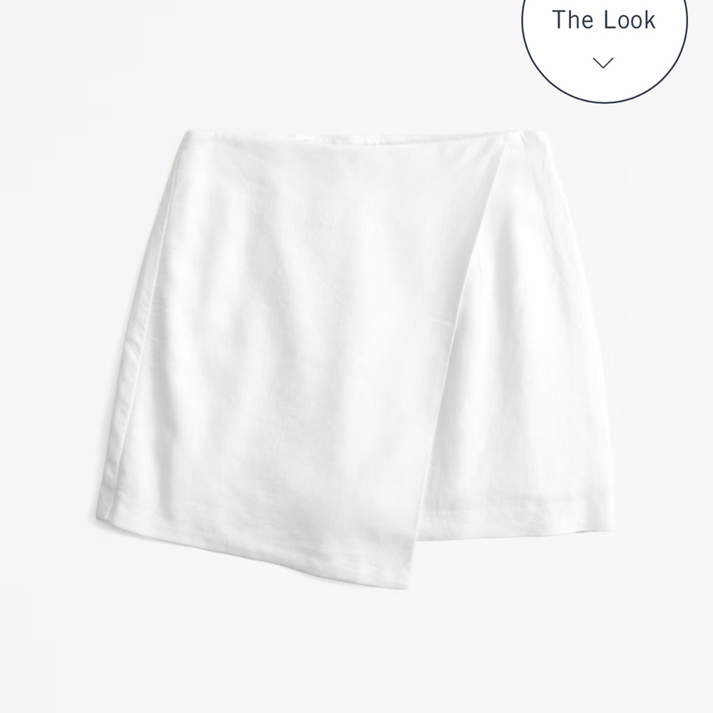 The A&F Scarlett Linen-Blend Wrap Mini Skort